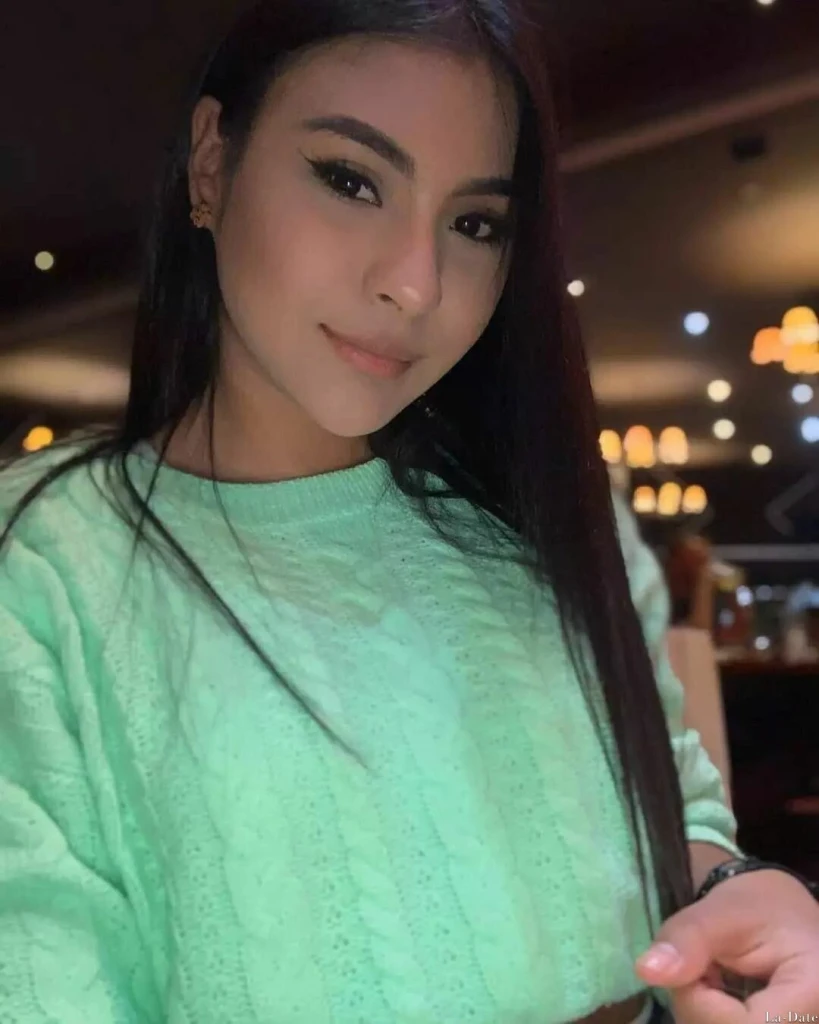 Zuleny Profile image 1