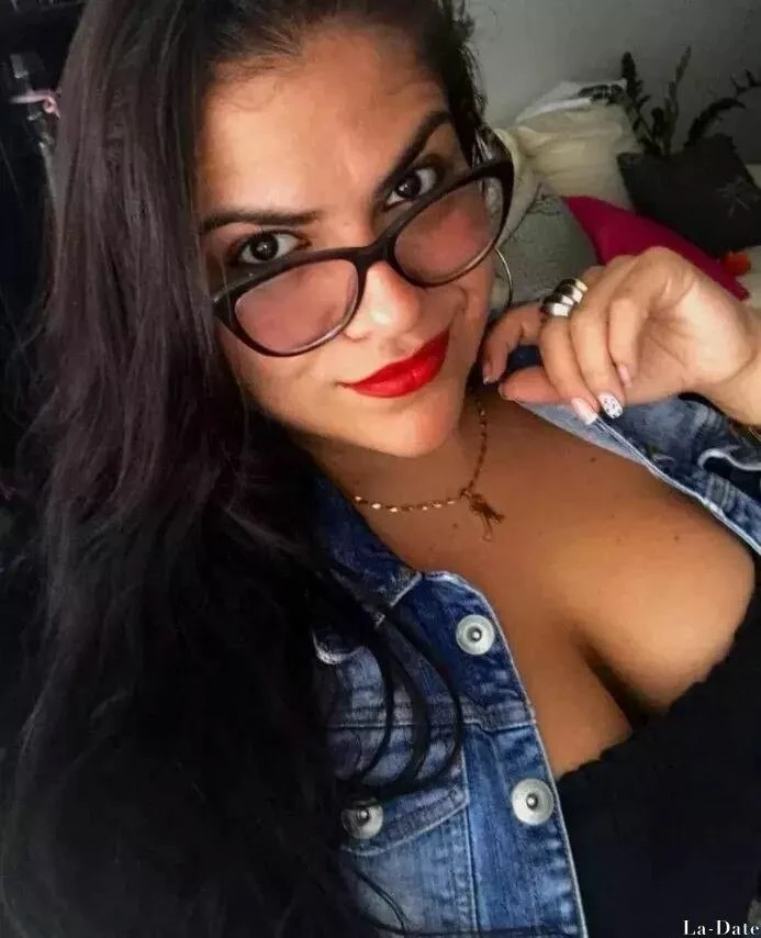 Aztiley Profile image 2