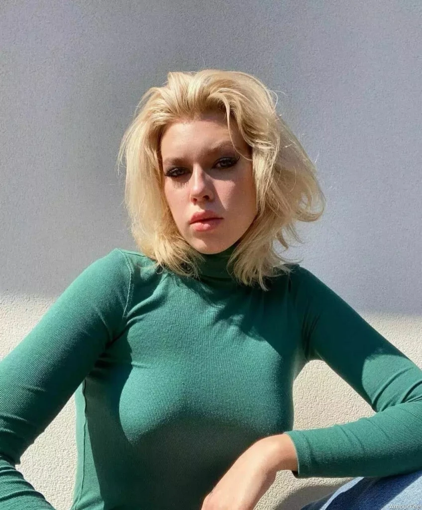 Olena Profile image 1