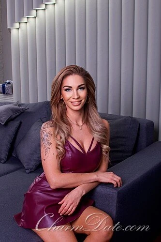 Ksenia Profile image 2