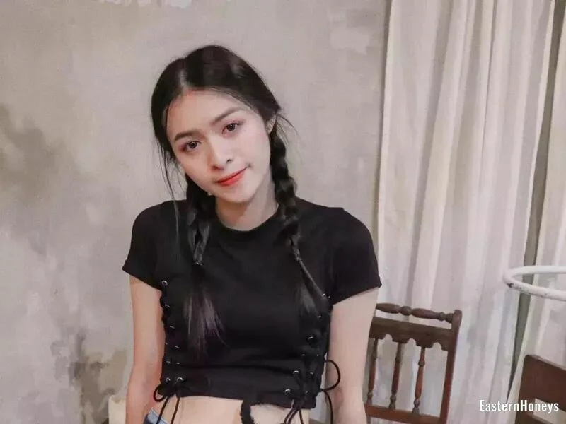 Sudarat Profile image 1