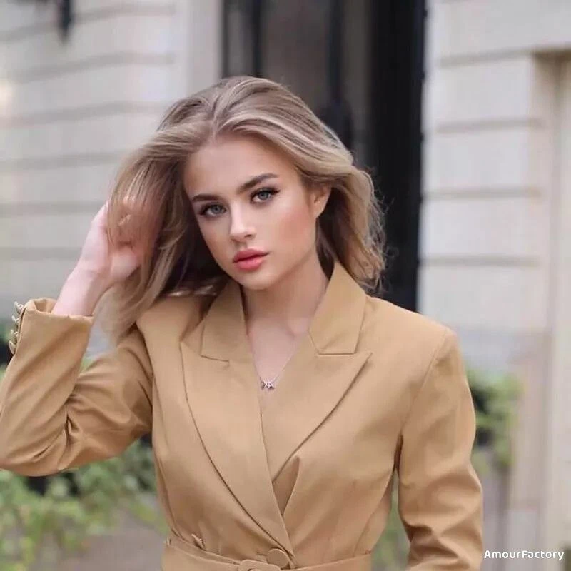 Alena Profile image 3