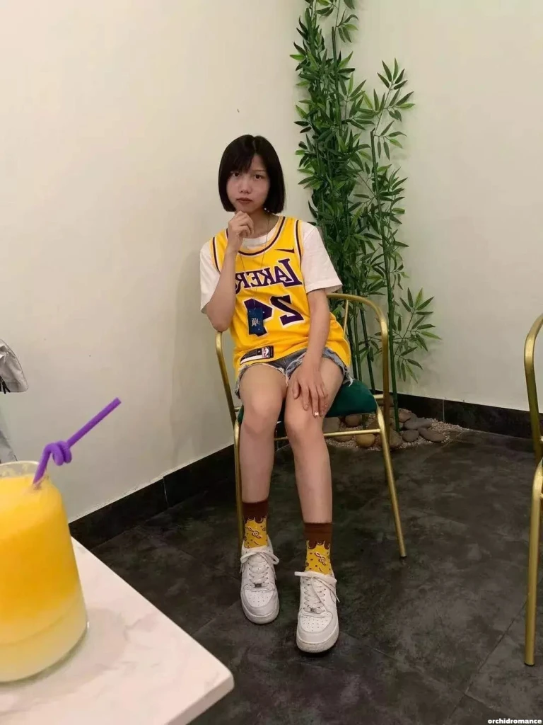 Lydia Profile image 4