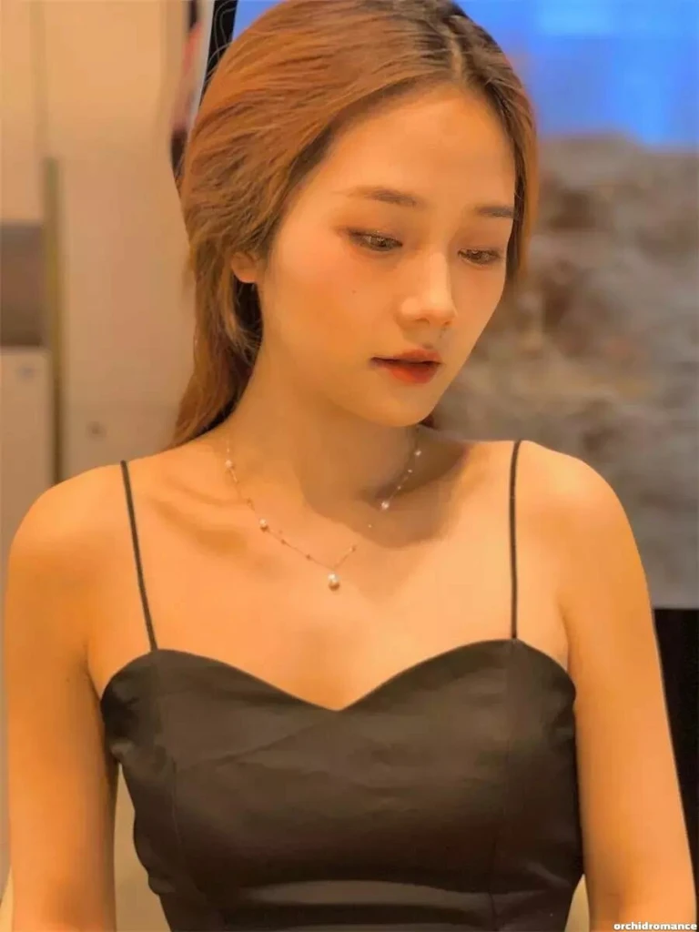 Xiu Jing Profile image 1