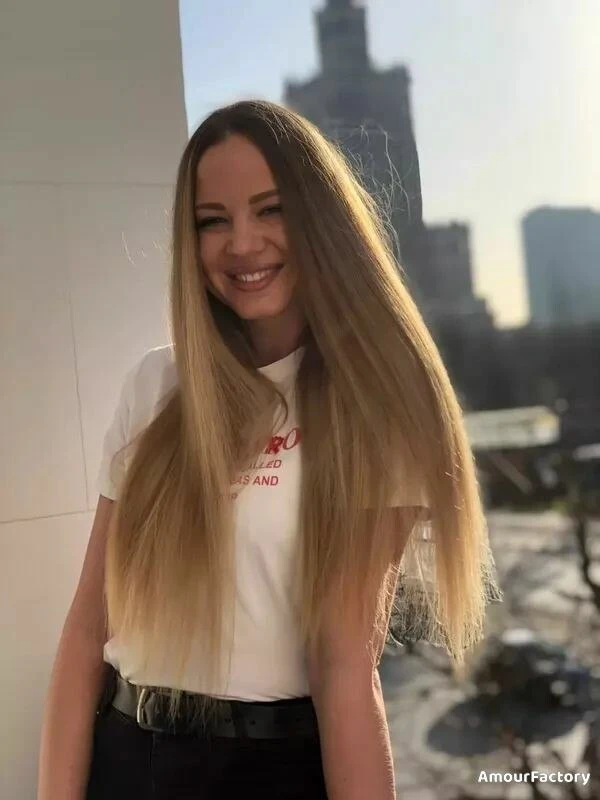 Ksenia Profile image 3