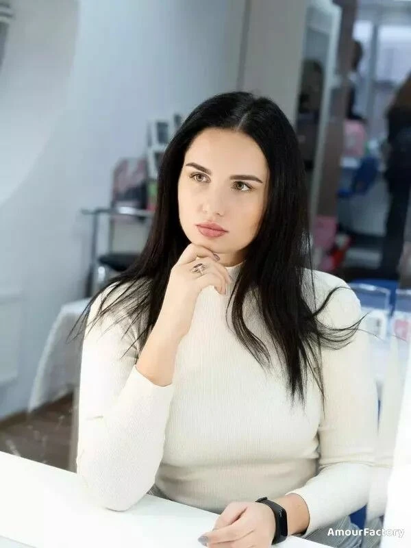 Katsiaryna Profile image 2