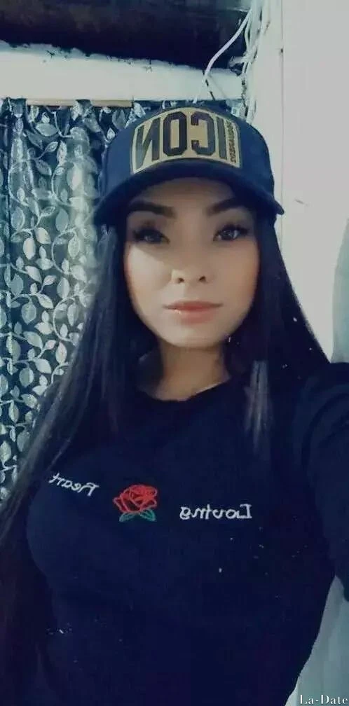 Marcela Profile image 2