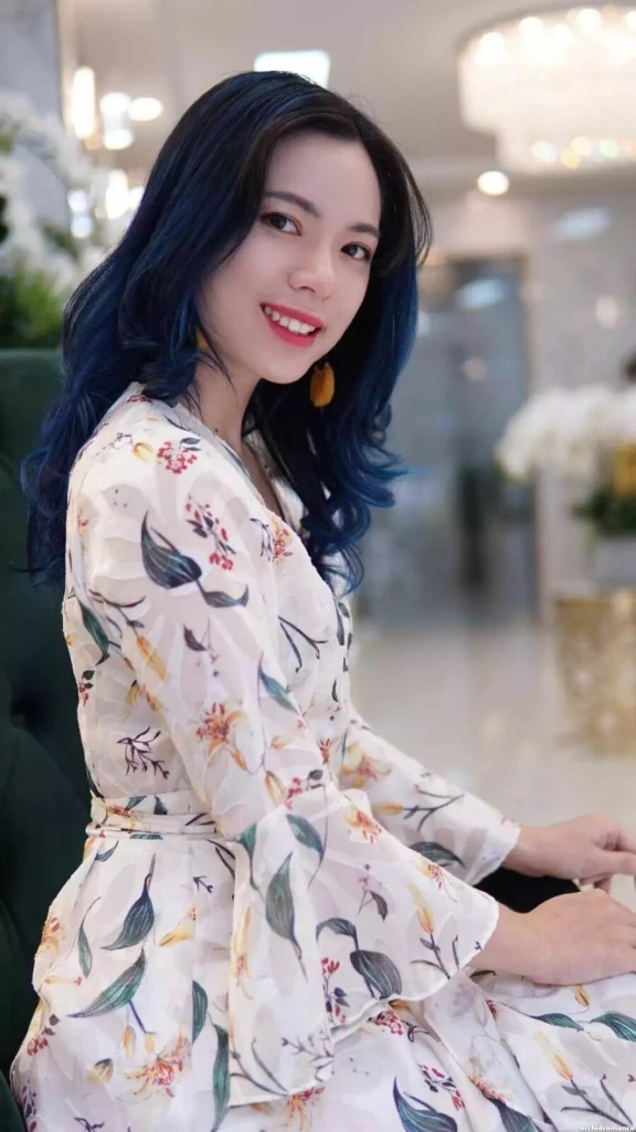 Thibe Profile image 2