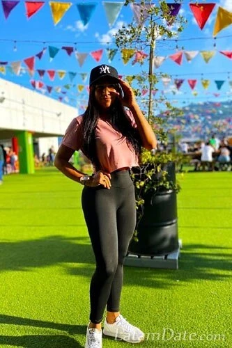 Maria Profile image 1