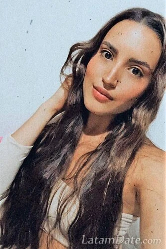 Carmen Profile image 2