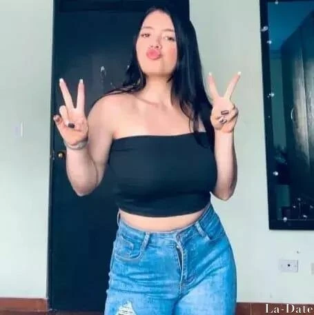 Francy Profile image 1