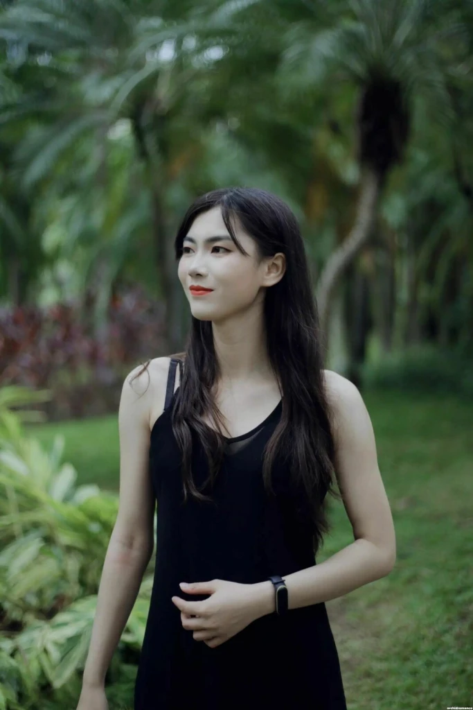 HaiLi Profile image 3