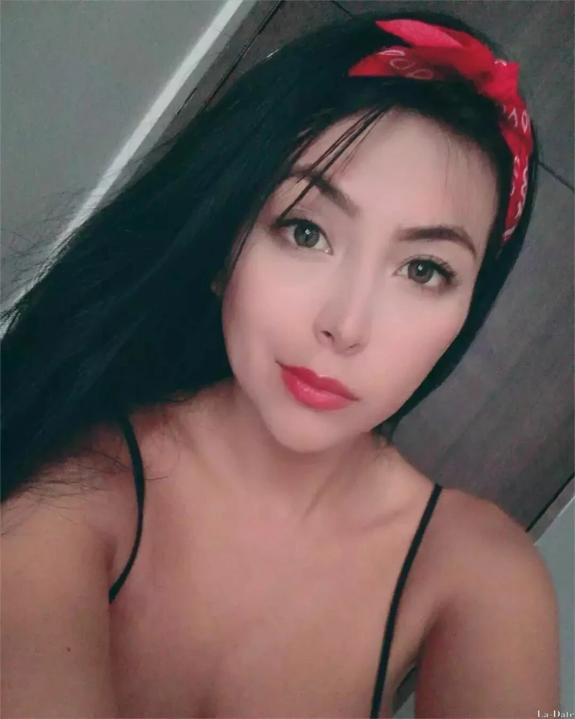 Martha Profile image 4