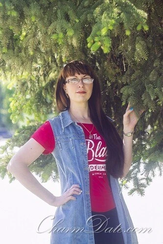 Samira Profile image 2