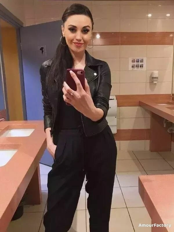 Olga Profile image 3