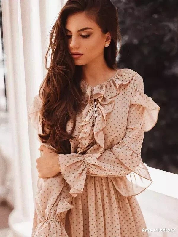 Ludmila Profile image 2