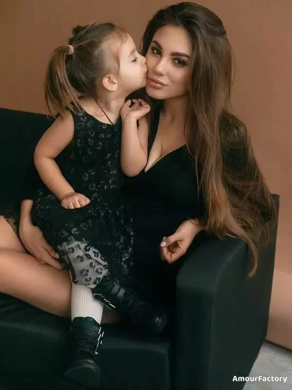 Ludmila Profile image 4