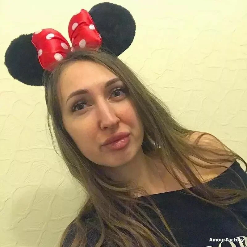 Alana Profile image 2